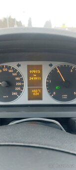 Mercedes benz B180 - 5