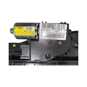 Skleněné posuvné střešní okno 8R0877041 Audi Q5 8R 2009 - 5