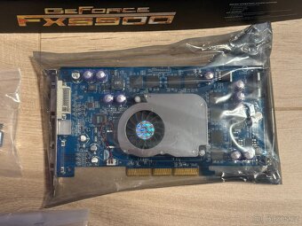 PixelView GeForce FX 5900 XT 128MB 256bit AGP VGA DVI TV - 5