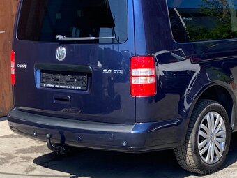 VOLKSWAGEN CADDY MAXI 2,0TDi 7míst záruka km - 5