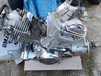 Yamaha XV 750 Virago - 5