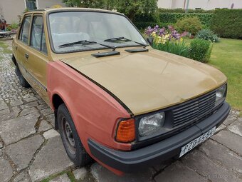 Škoda 105 - 5