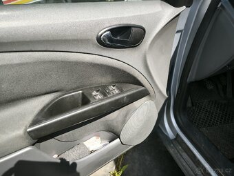 P Seat Altea 1.6 mpi Lpg rok 2004 čtěte popis - 5
