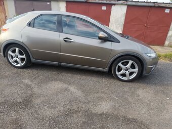 Honda Civic 8g - 5