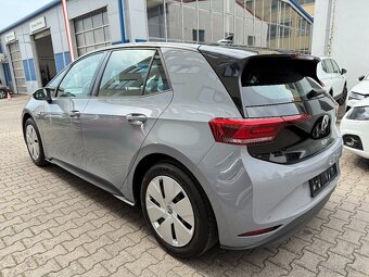 Volkswagen ID.3 110kW 35tkm Press&Drive Full LED Virtual - 5