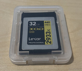 Tělo Nikonu D850 s balíčkem příslušenství, 43 000 snímků, do - 5