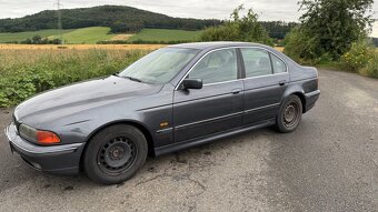 bmw e39 523i manuál - 5