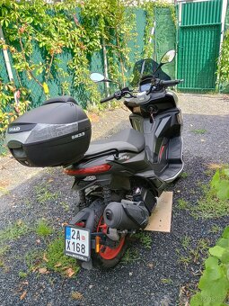 Aprilia SR GT 125 Sport ABS (2024) - 5