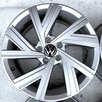ALU VW GOLF TOURAN GOLF GTI 18" 5X112 ET51 - 5