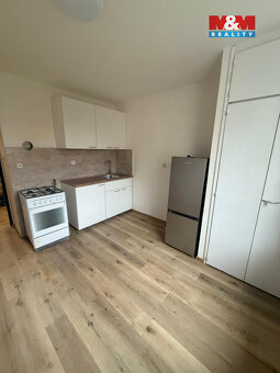 Pronájem bytu 1+1 v Příbrami, ul. Čechovská - 5