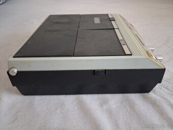 Kazetový magnetofón Tesla A3. - 5