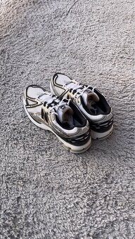 New Balance 1906R White Metallic Gold - 5