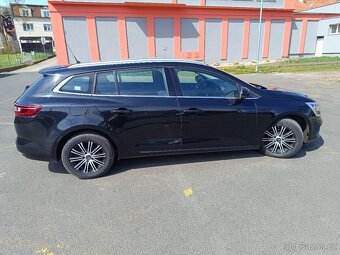 Renault Megane - 5