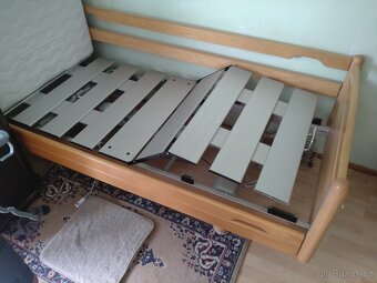 Prodám polohovací postel s matrací, použité TOP stav - 5