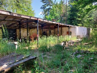 Prodej pozemku se stavbou / chatou 330m2 v Mikulovicích u Je - 5