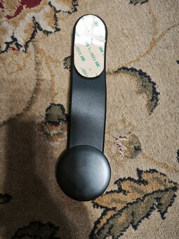 Magnetický držák do auta. - 5