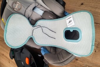 Vložka do autosedačky protipotící - 5