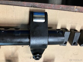 Vstřiky BOSCH 038 130 073 F - 5