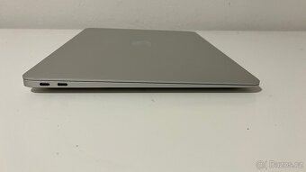 Macbook Air 13” 2020 M1 - 5