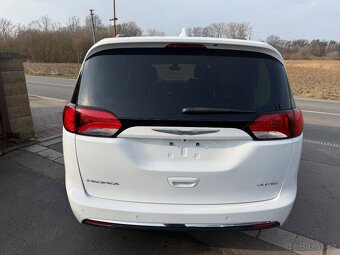 Chrysler Pacifica 3,6 RU Panorama Limited 2018 DPH - 5