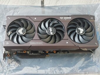ASUS TUF Radeon RX 7600 XT O16G GAMING (Záruka do 5.4.2027) - 5