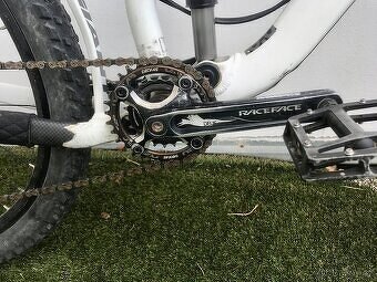 celoodpružené kolo Giant Reign 26" M - 5