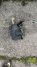 BMW E34 zámky - 5