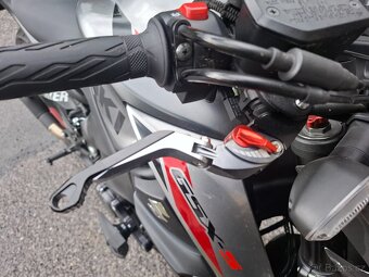 Suzuki GSX-S 1000 - 5