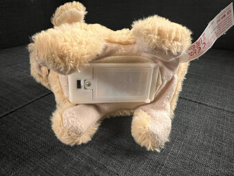 pes zn. Hamleys-štěká, chodí, skáče perfektní stav - 5