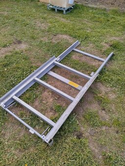 Výsuvný paletový rám nosníkový model, nosnost 700 kg - 5