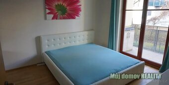 Pronájem prostorného bytu 2+kk se dvěma balkony v prestižní - 5