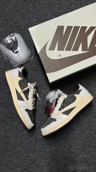 Nike Travis Scott Air Jordan 1 Low OG "Reverse Mocha" - 5
