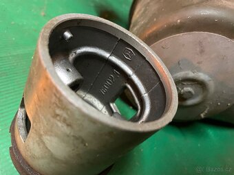 nový píst s kroužky, a filtr na elektrocentrálu - 5