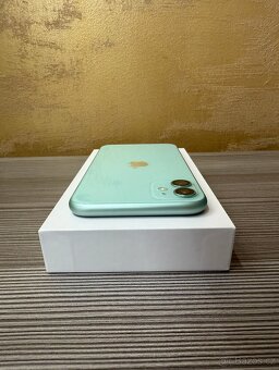 Apple iPhone 11 128GB zelená, baterie 100% - 5