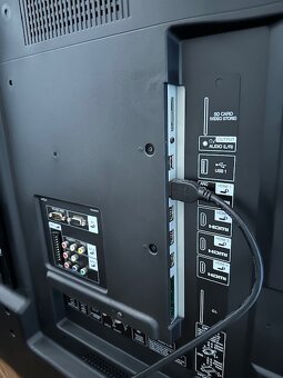 LCD Televize Aquos Sharp 60" - 5