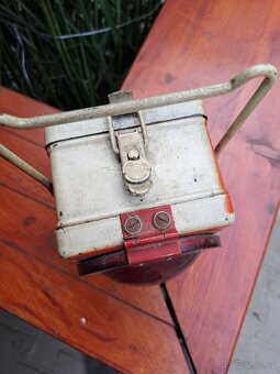 Ž E L E Z N I Č I A R S K A   Lampa. - 5