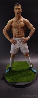 Cristiano Ronaldo - 5