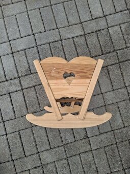 Dřevěná dětská postýlka pro panenky. - 5