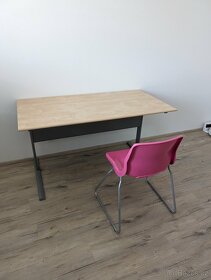 Psací / kancelářský stůl 138,5 x 72 x 74 cm - 5