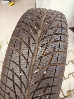 ZIMNÍ Accelera 215/65/R16 - 5
