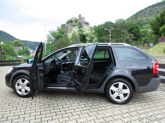Škoda Octavia Scout 4x4 2.0TDi 103Kw Facelift - 5