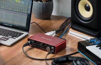 Focusrite Scarlett 4i4 3. generace - 5
