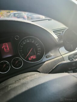 Voklswagen Passat B6 2.0 TDI - 5