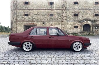 VW Jetta 1983 - 5