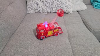 Stavebnice a hasičské auto - 5
