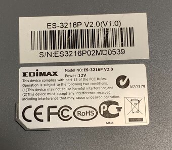Edimax 16 potrový switch - 5