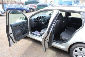 Volkswagen Golf - 5