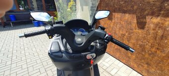 Prodám skútr SYM 125i Rok 2015 - 5