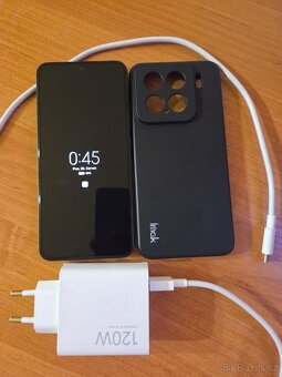 Xiaomi 15 12/256 barva "černá" - 5
