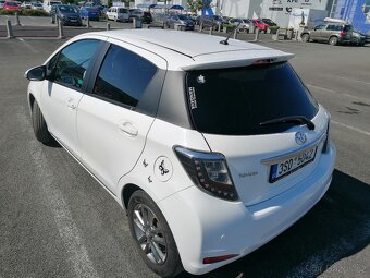 Toyota yaris 1.3 vvti - 5
